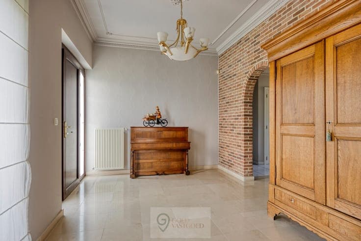 Exclusieve gelijkvloerse villa op riant perceel van 4.300...