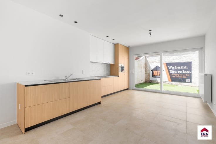 For sale: renovated house in Tielt centre