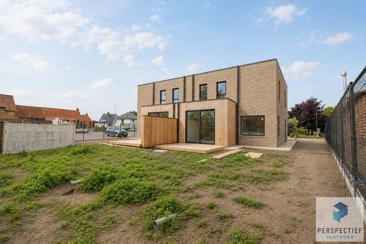 Rustig gelegen afgewerkte moderne nieuwbouwwoning (BEN) m...