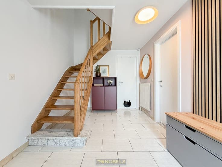 Te koop, Instapklare en energiezuinige bel-etagewoning op...