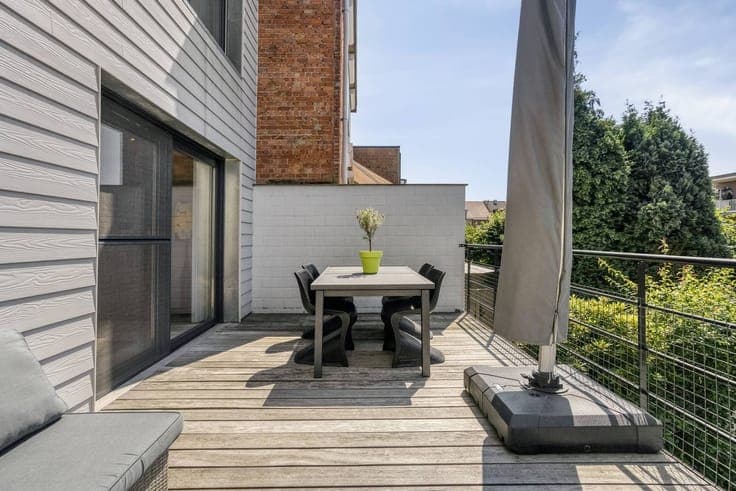 3-bedroom house with indoor garage and EPC label B