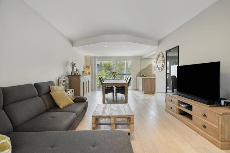3-bedroom house with indoor garage and EPC label B