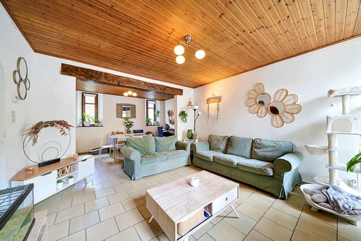4-Bedroom House in Weillen