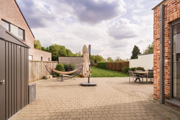 Spacious family home with character and beautiful garden!