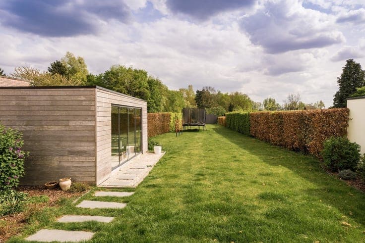 Spacious family home with character and beautiful garden!