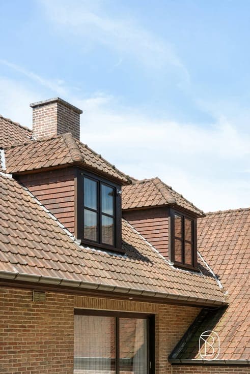 Quality villa with +110 m² workshop in Mouscron