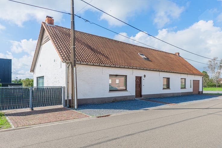 Charmante woning met 6 slaapkamers, garage en gezellige t...