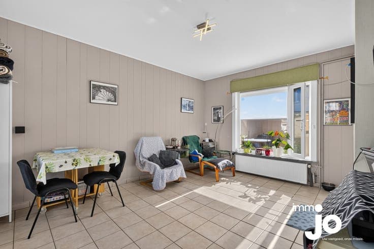 A ready-to-move-in property in Ostend-Mariakerke with 2 t...