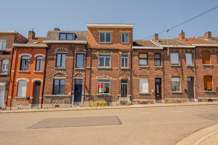 For sale: terraced house in Saint-Nicolas