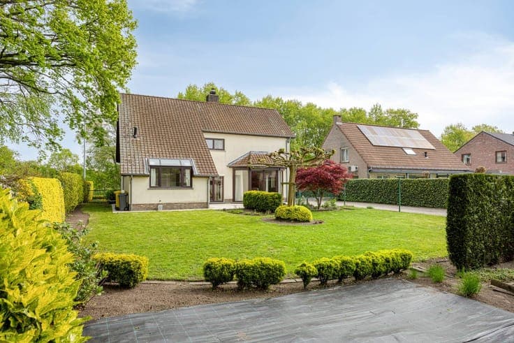 Detached house with garage for sale in Zevendonk