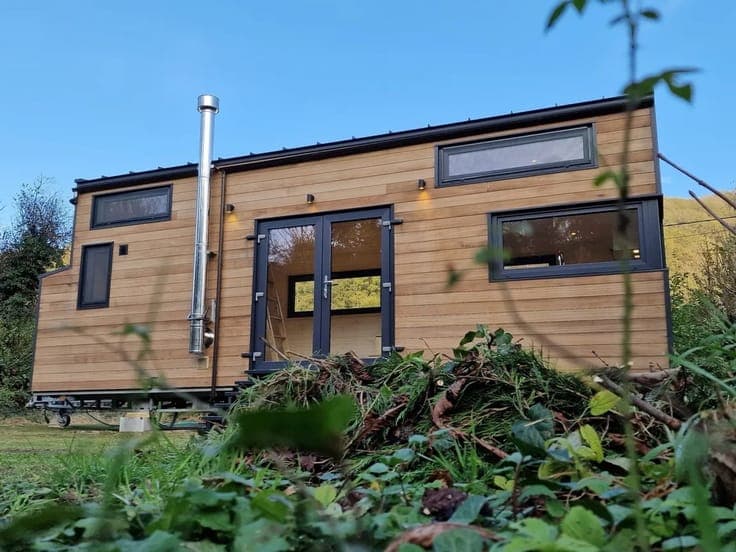Magnifique et récente Tiny House sur terrain en bordure de r