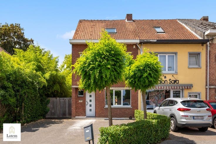 Karaktervolle woning met tal van mogelijkheden op toploca...