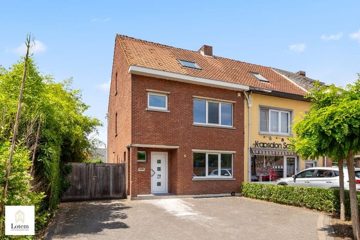 Karaktervolle woning met tal van mogelijkheden op toploca...