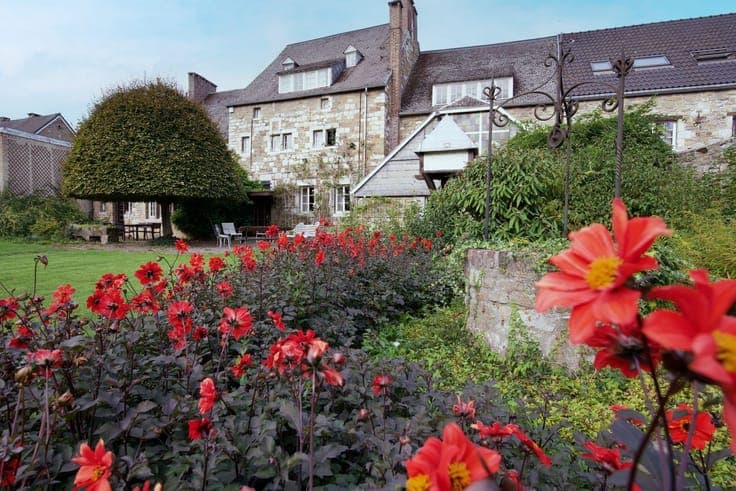 Maison de caractère avec magnifique jardin