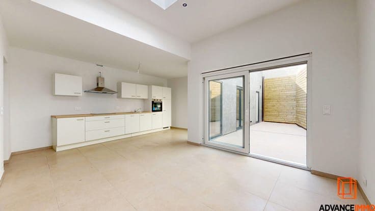 PERFECT FOR MULTI-GENERATIONAL LIVING – MOUSCRON