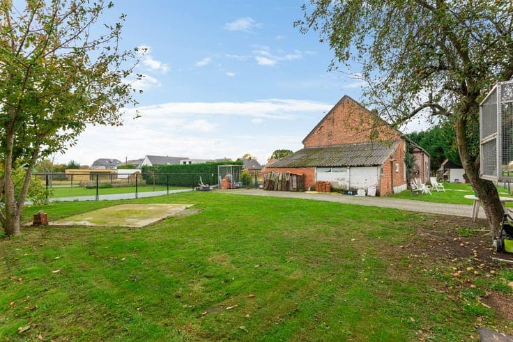 Quietly located home on a spacious lot