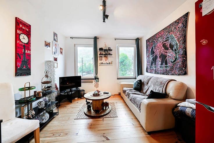 Huy – Fully renovated house, 1 bedroom and terrace