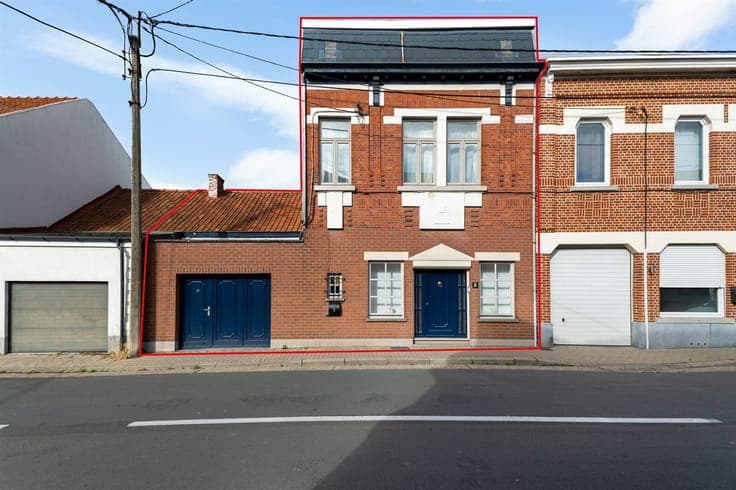 Authentic, partially renovated home with a beautiful garden