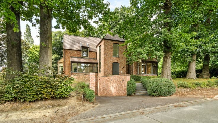 House in Mont-de-l'Enclus
