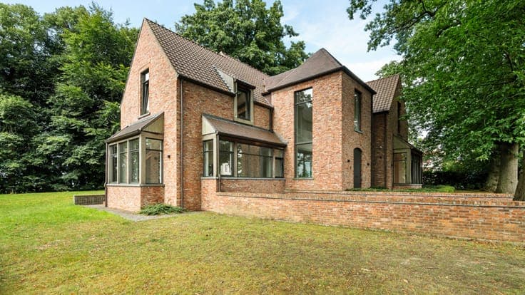 House in Mont-de-l'Enclus