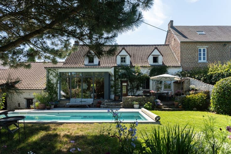 Provence on Brussels’ doorstep – Swimming pool and garage!