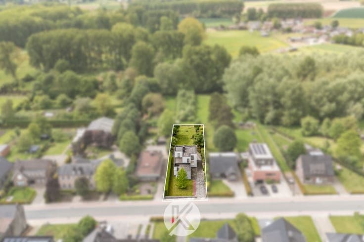 Ruime gezinswoning met prachtige tuin
