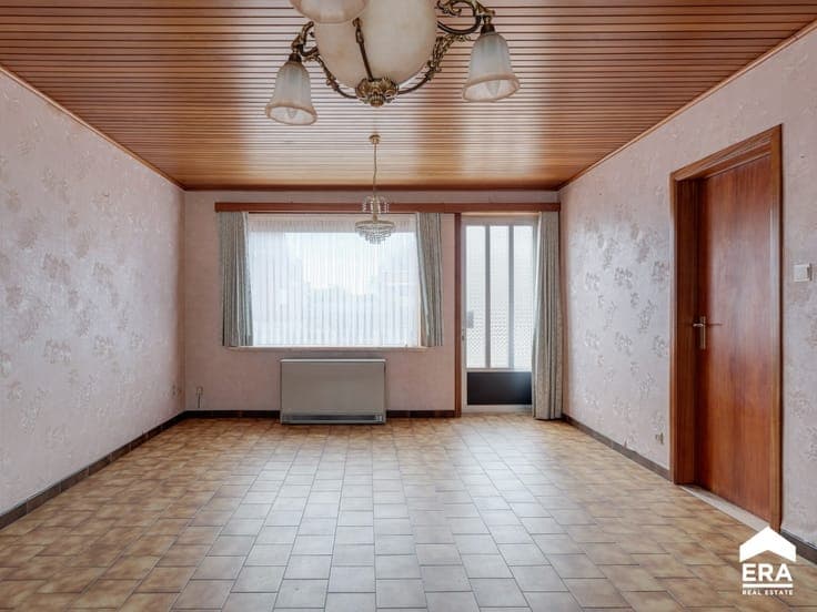 Semi-detached home on spacious plot in Lummen