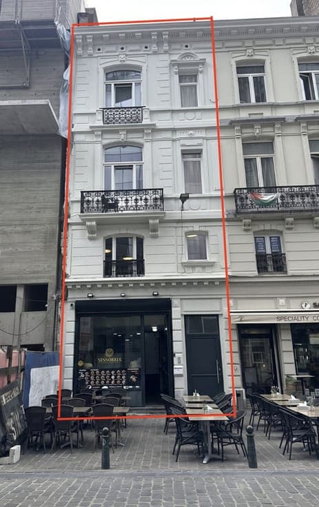 MARCHE AU POULETS - INVESTMENT PROPERTY - MIXED USE RESIDENT