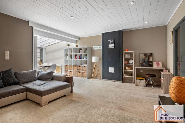 Instapklare woning met 3 slaapkamers, tuin en garage