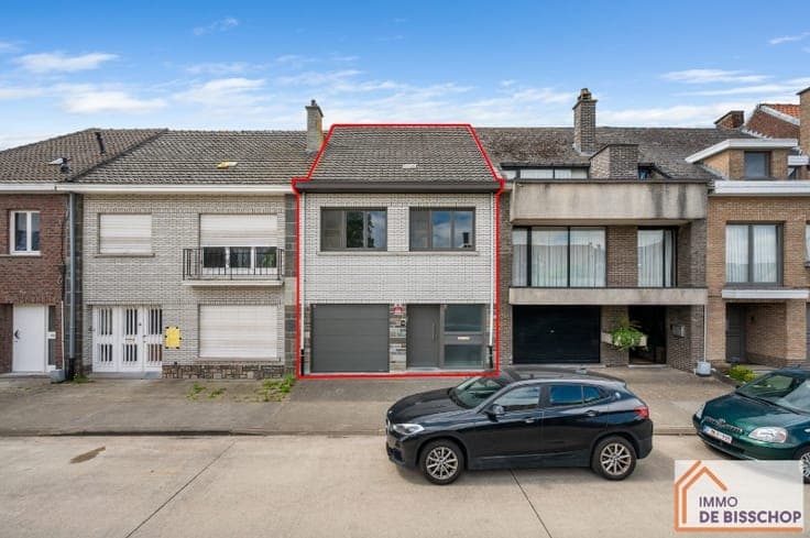 Instapklare woning met 3 slaapkamers, tuin en garage