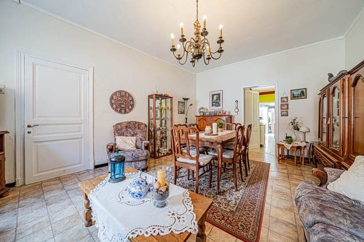 House in Lens-Saint-Remy