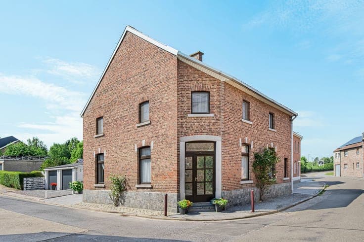 House in Lens-Saint-Remy