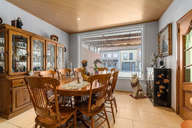 Practical single-storey home with parking