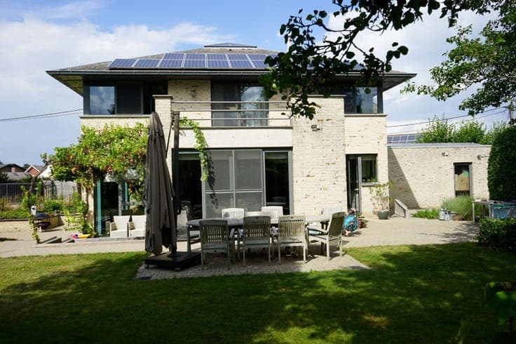 Spacious energy-efficient villa with 4 bedrooms
