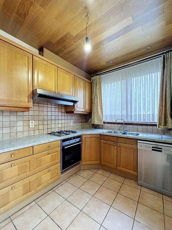 Single-family home - 4 bedrooms - garden