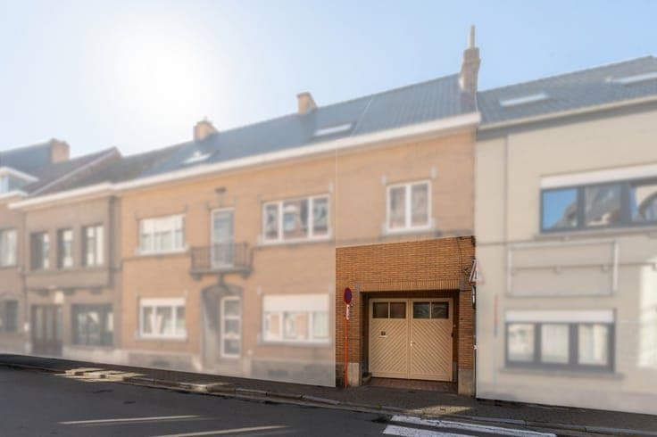 Gerenoveerde en centraal gelegen woning met gezellige tuin