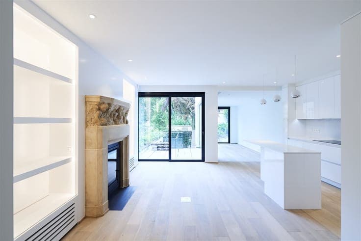 Exceptional triplex with garden