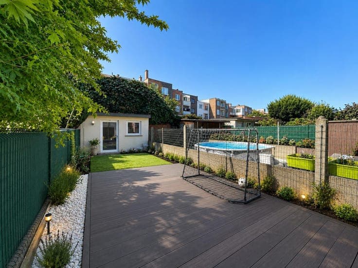 CHARMING 3-BEDROOM HOUSE WITH A TERRACE AND GARDEN