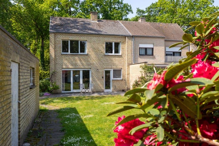 House in Sint-Kruis