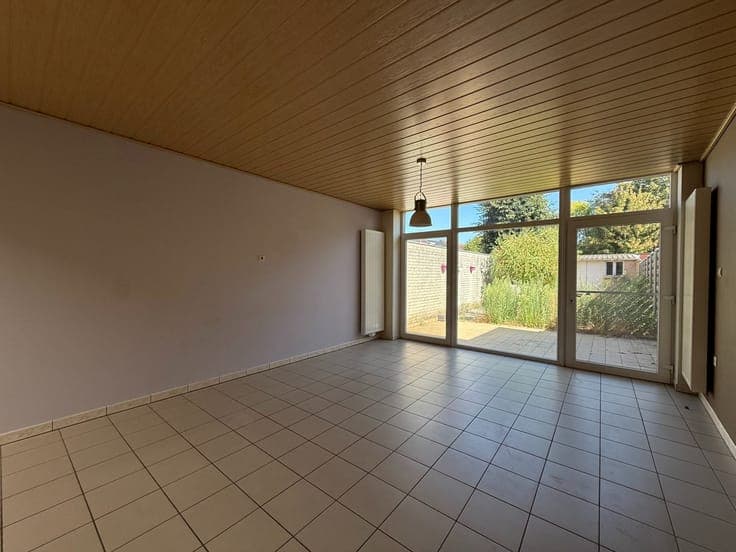 Instapklare gezinswoning met 3 ruime slaapkamers, tuin en...