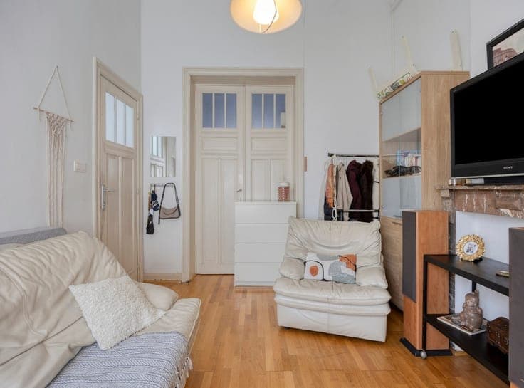 Veelzijdige woning (kangoeroewonen, wonen/werken, ...) met t