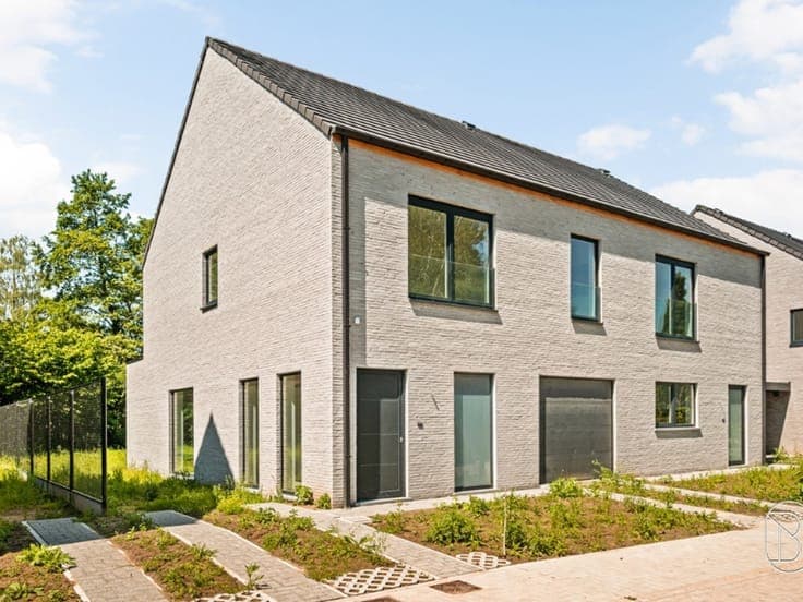 House in Menen