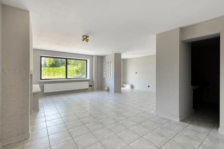 House with 3 bedrooms, garden and garage!