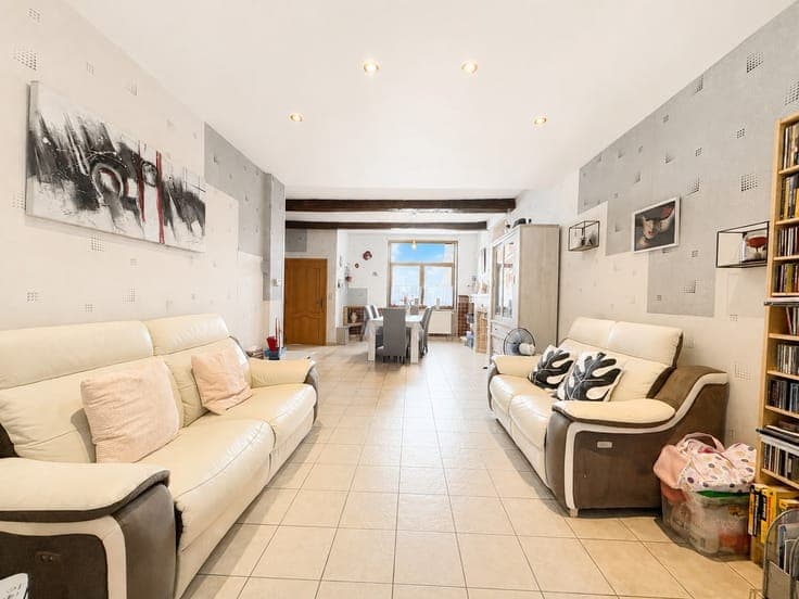 House in Courcelles