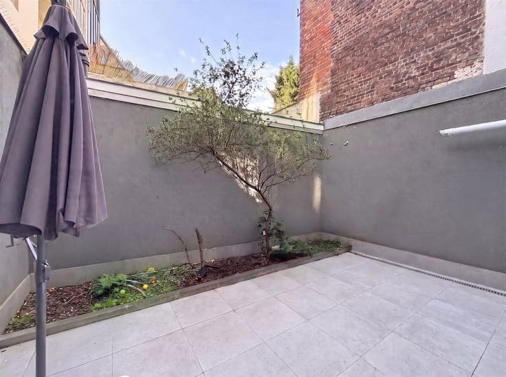 Immeuble de 3 appartements entièrement rénové