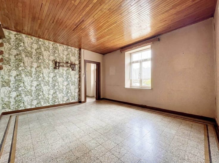 A proximité de toutes les commodités: belle maison en pierre