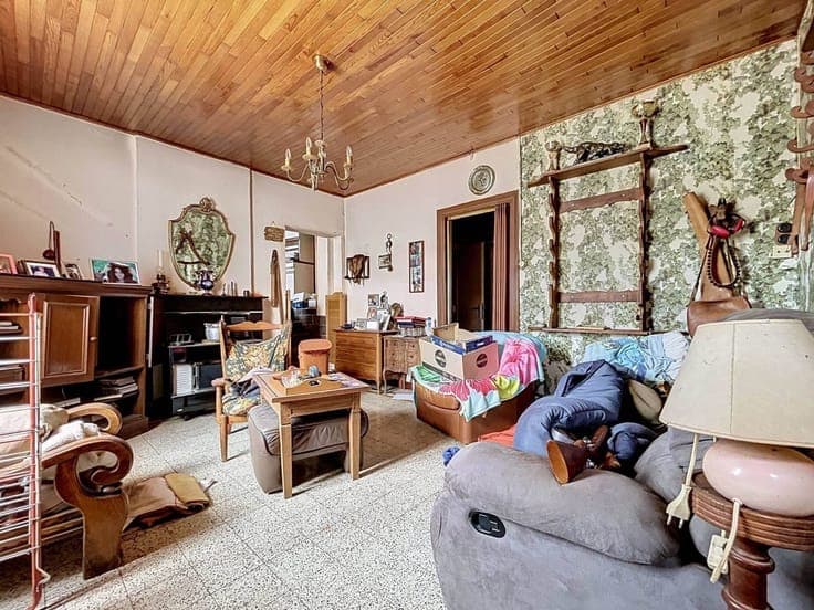 A proximité de toutes les commodités: belle maison en pierre