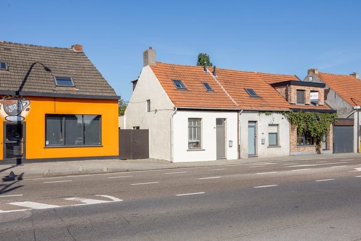 Charmante half open bebouwing met zuid-west tuin