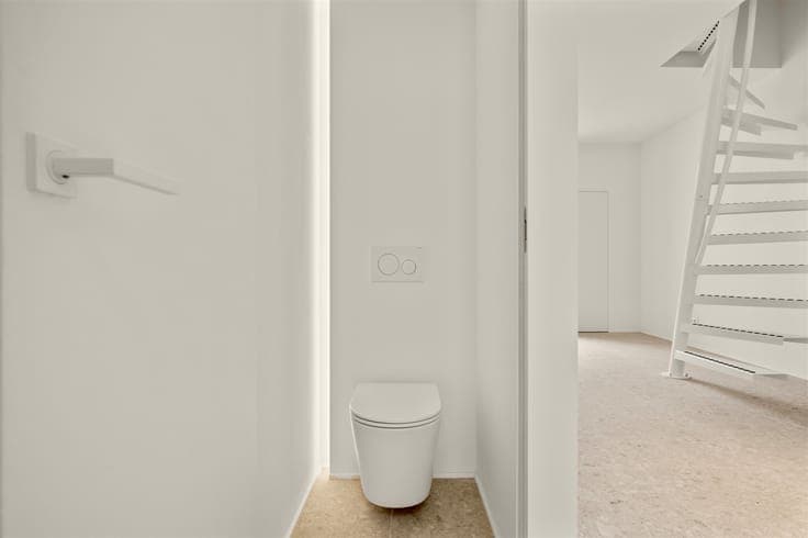 Attractive, energy-efficient home with 3 bedrooms and a city