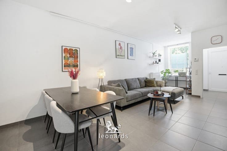 Move-in-ready home by the water in a prime location